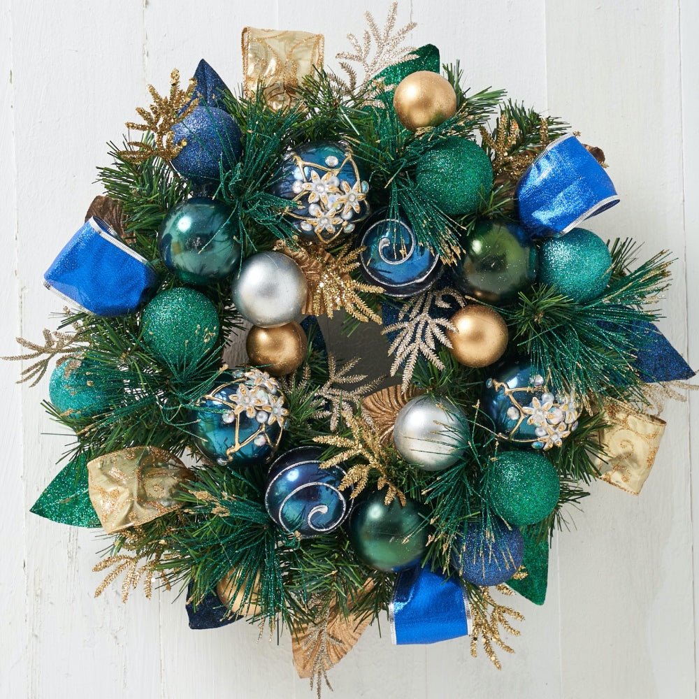 Stable 18-inch Christmas Wreath Ornaments GEN10